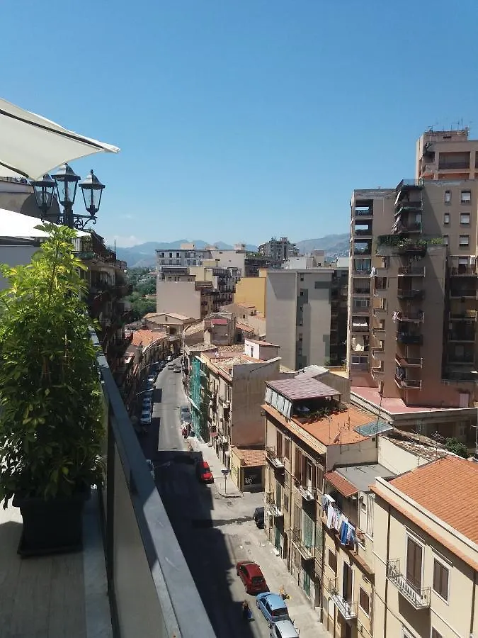 **  Le Tre Gioie Bed & Breakfast Palermo İtalya